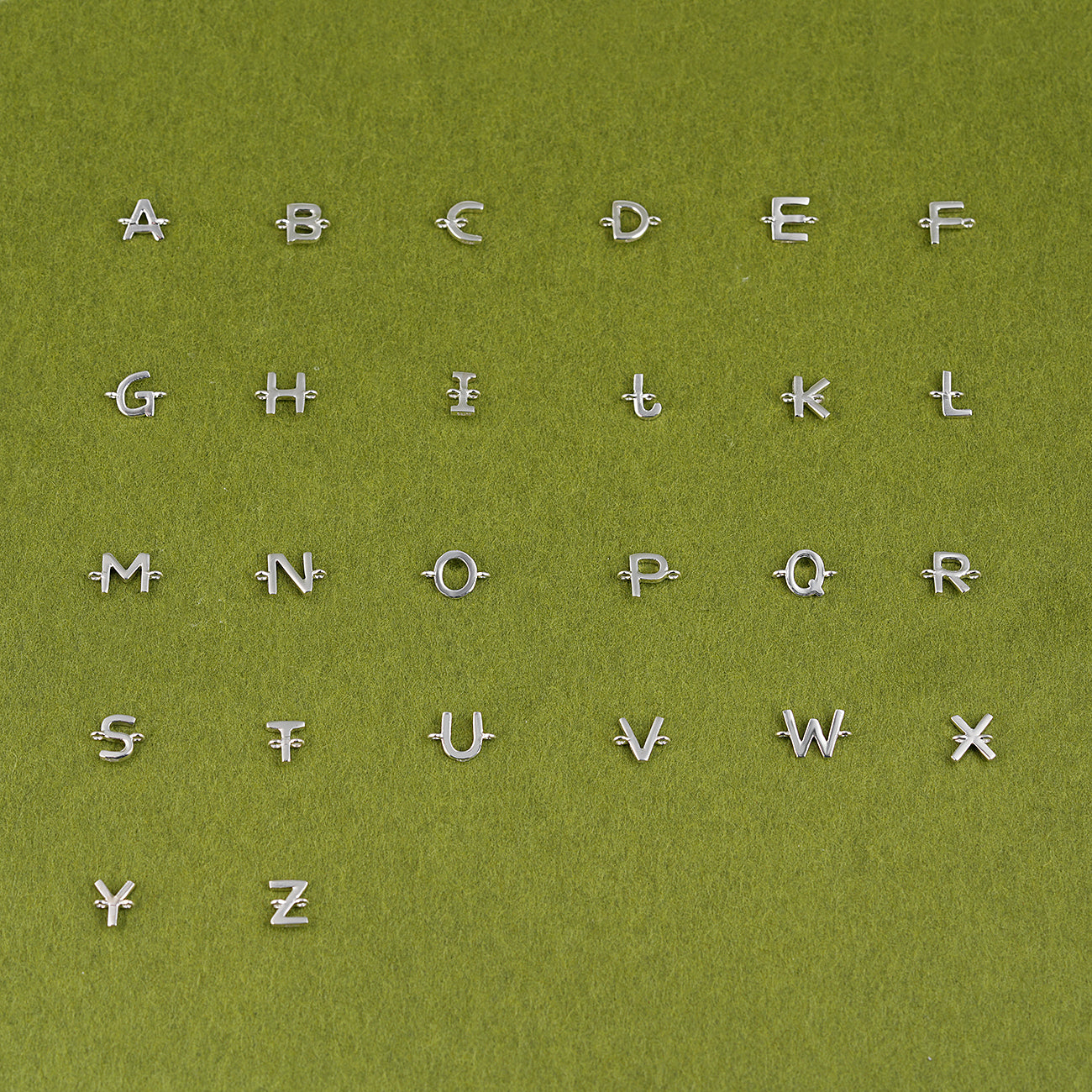 Bracelet avec pierre de naissance et initiale