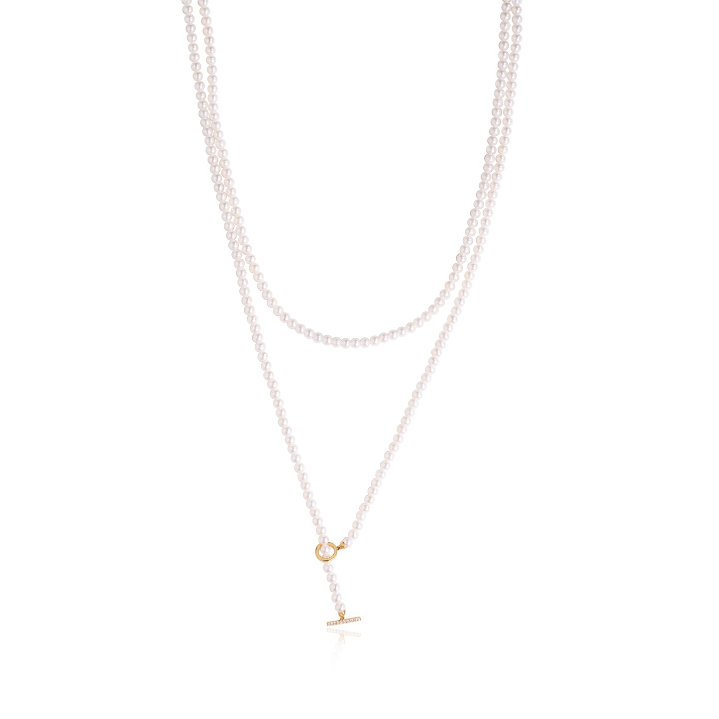 Elegant three-layer freshwater pearl necklace featuring 3mm–3.5mm lustrous pearls and a modern gold toggle clasp, crafted by Fantasilvia Fine Jewelry.