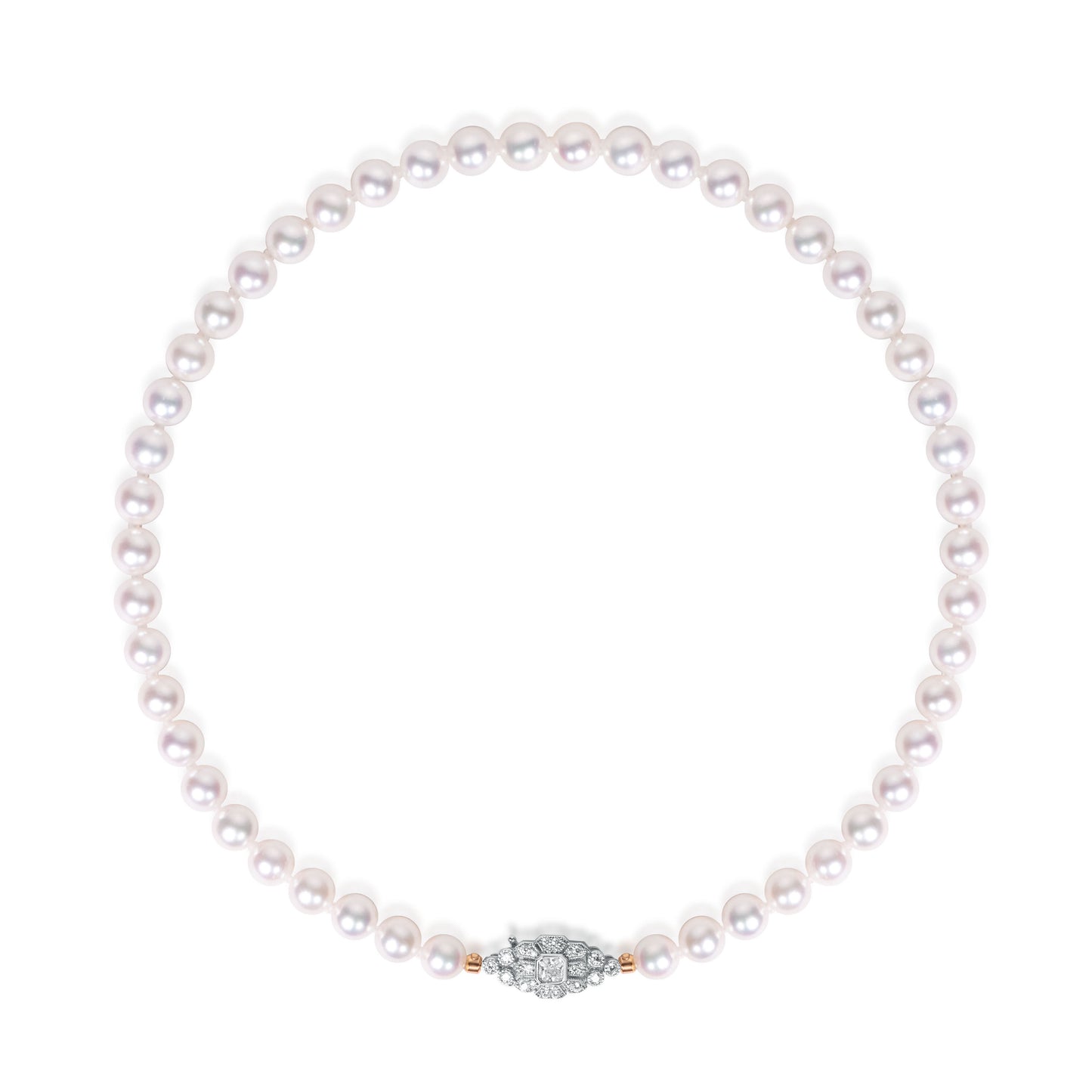 Natural Tennyo-grade Akoya pearl strand with exceptional aurora-like luster, crafted by Fantasilvia Fine Jewelry.