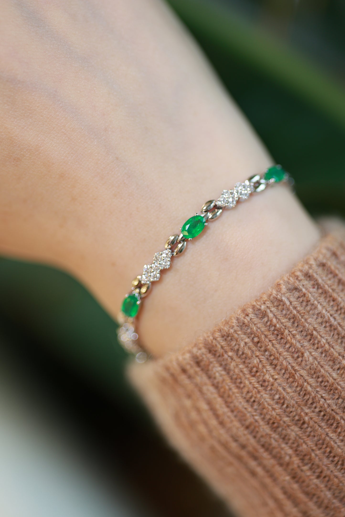 Greenery Diamond & Emerald 18k Bracelet
