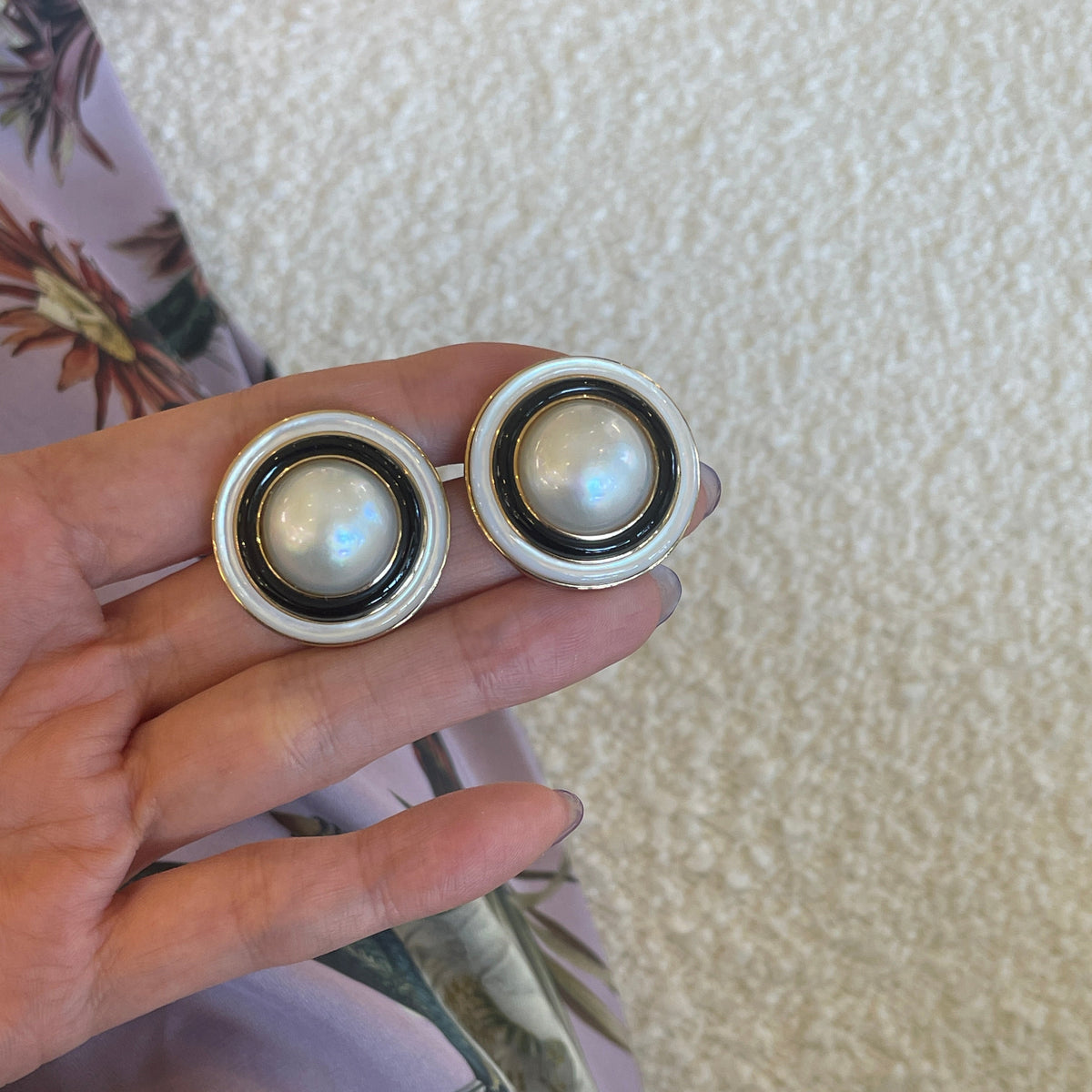 Mabe White Pearl Earrings with Black Onyx Fantasilvia Jewelry