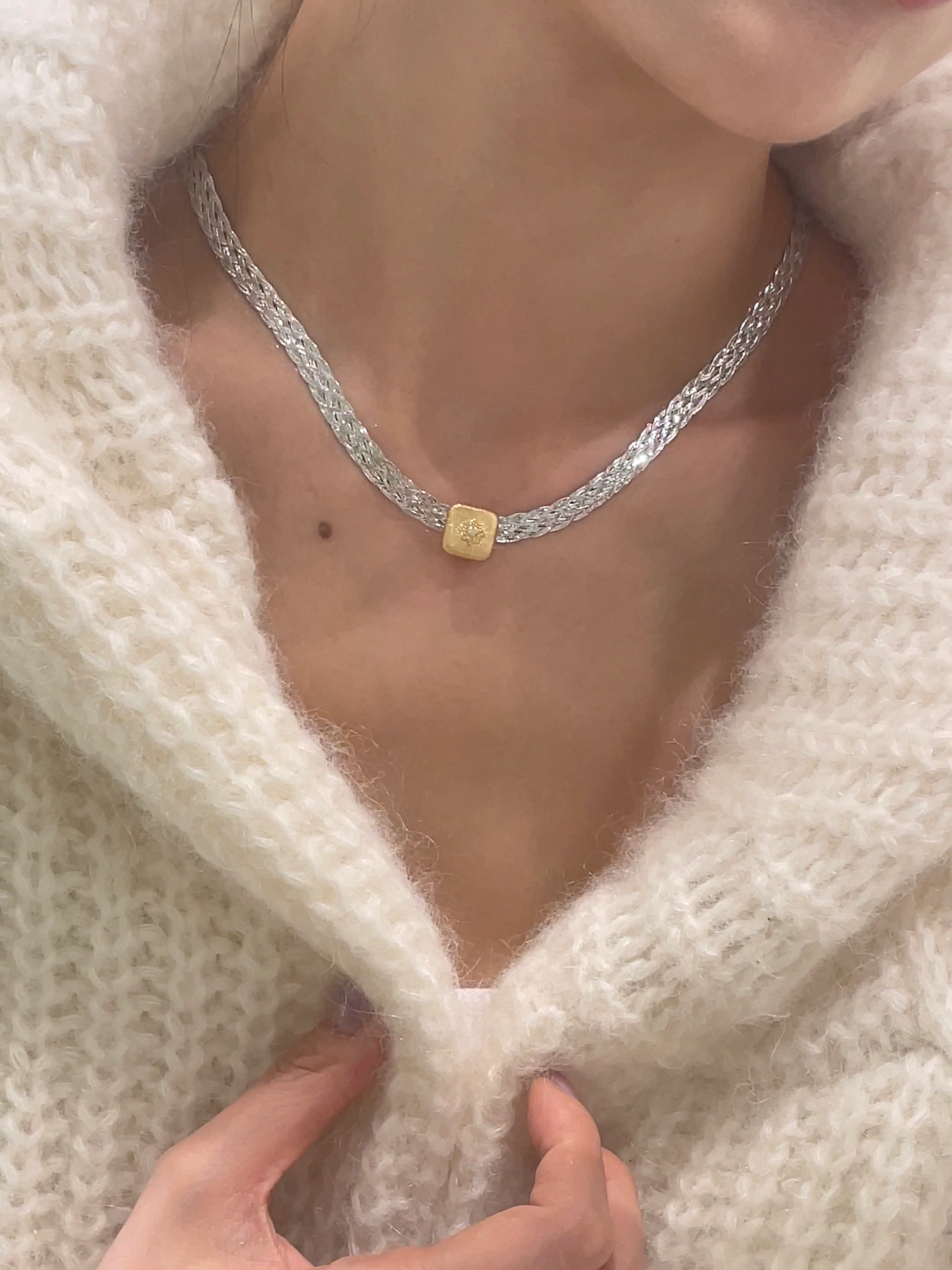 18K Braided Herringbone Chain & Brushed Gold Diamond Knot