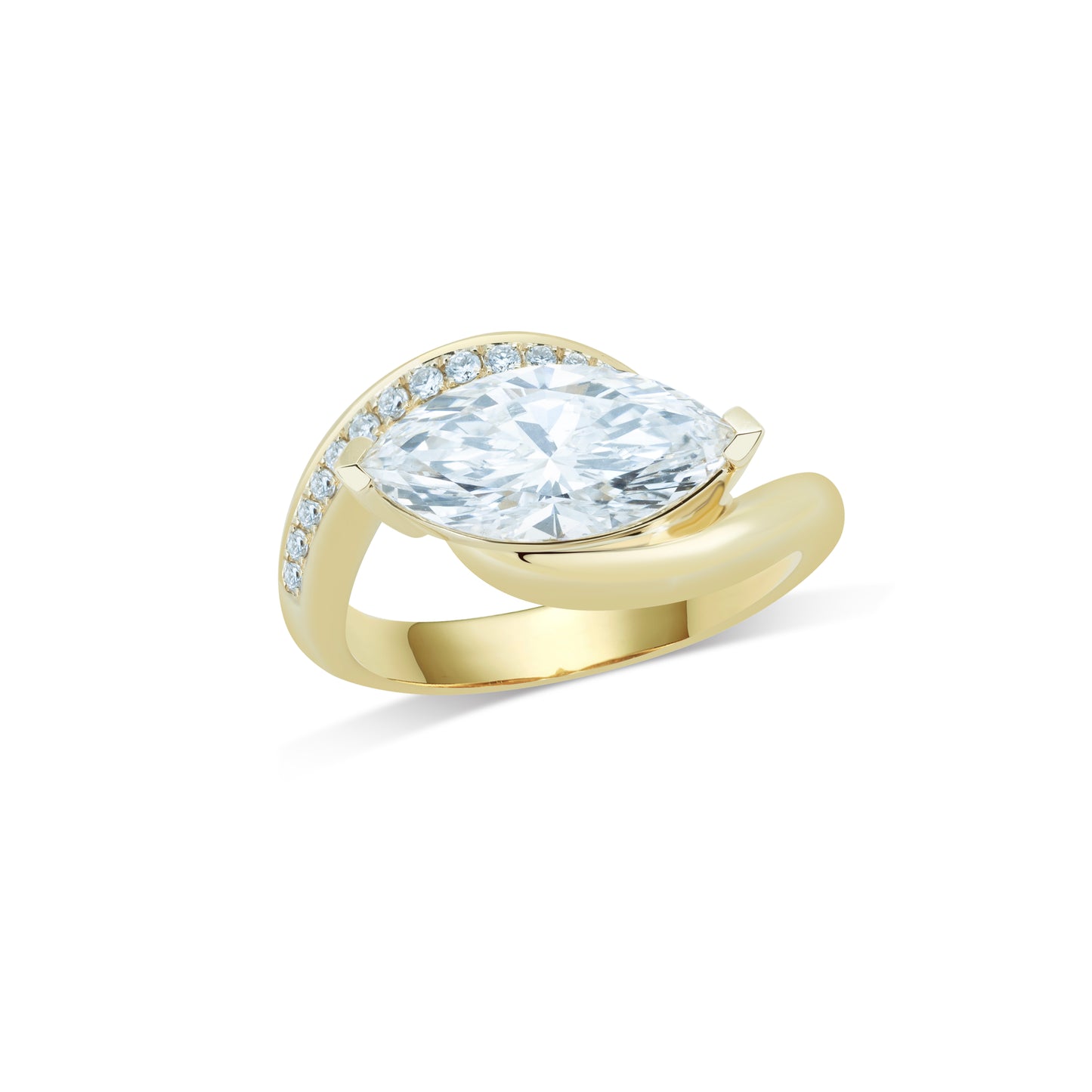18K Golden Twist Marquise Ring
