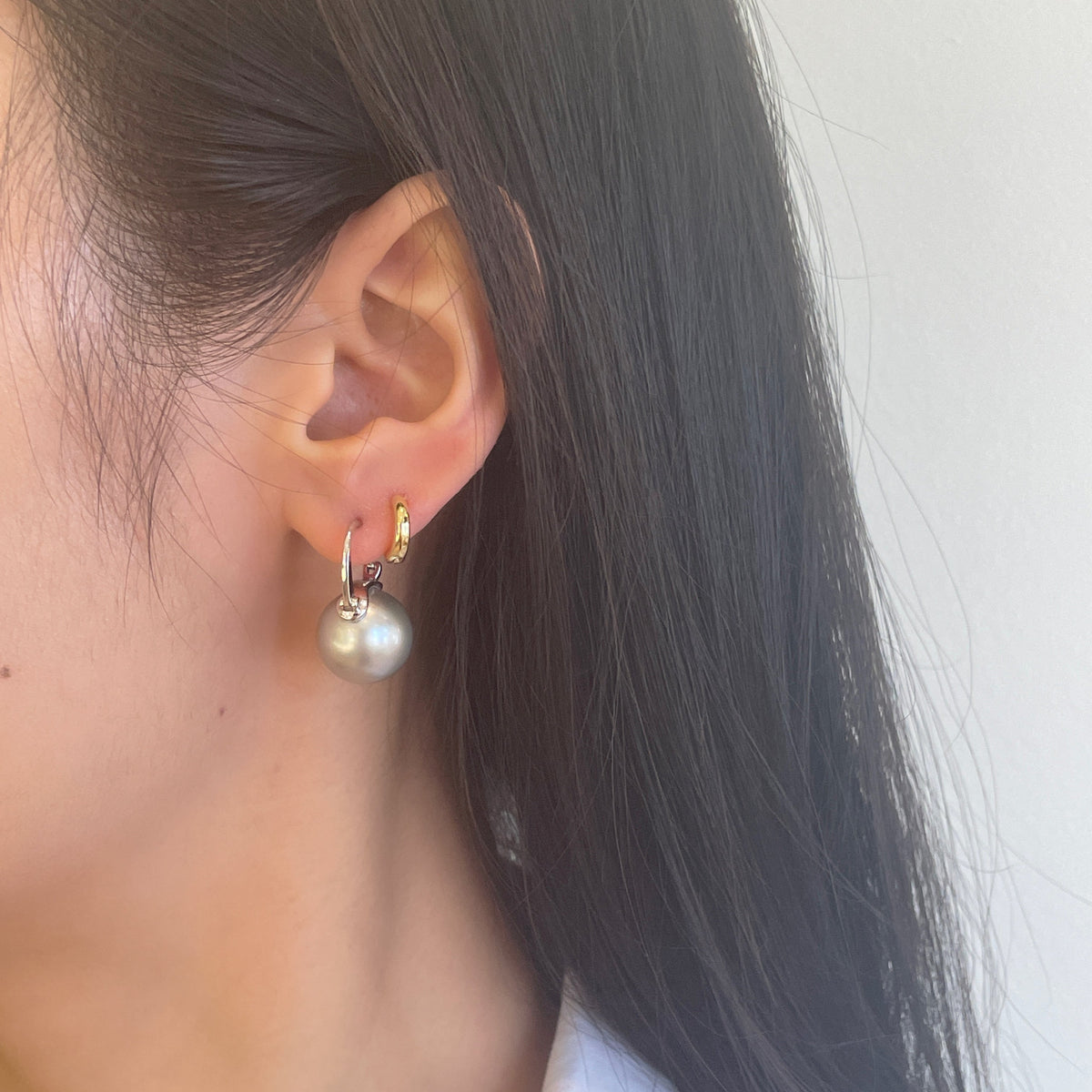 SOUTH SEA GREY PREAL DANGLE EARRINGS Fantasilvia Jewelry