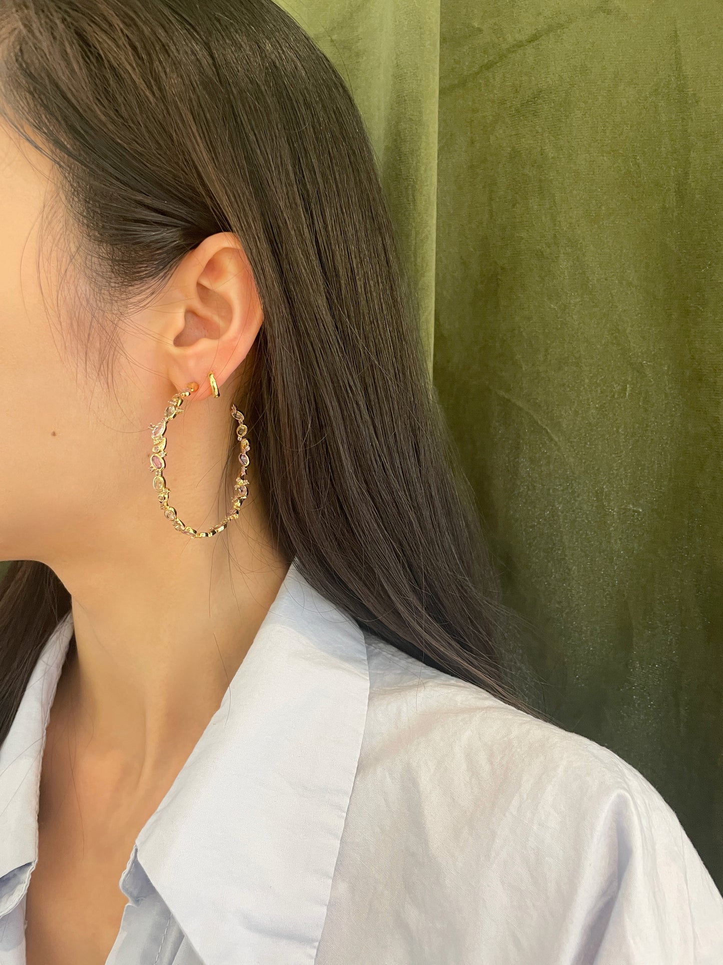18K Colored Sapphire Wreath Hoop Earrings