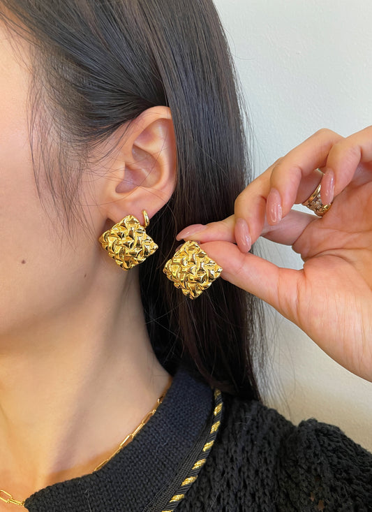 18K Woven Grid Stud Earrings