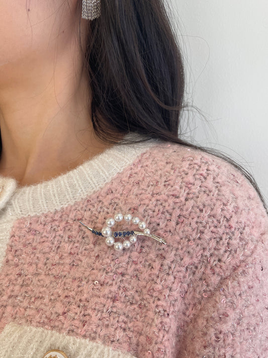 Sapphire & Pearl Note Brooch