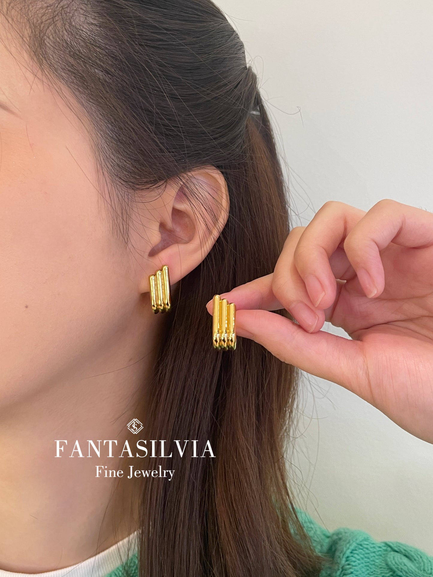 18K Note Stud Earrings