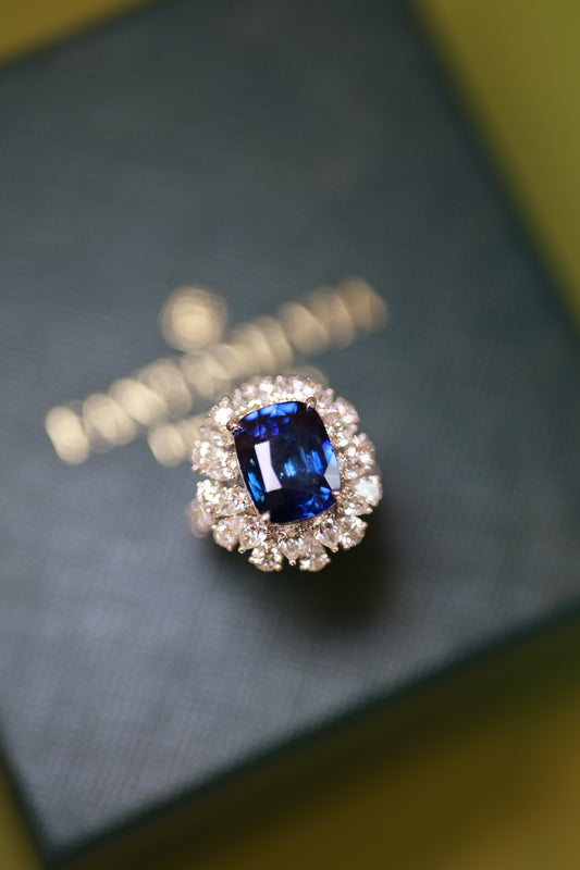 18K Royal Horizon Sapphire & Diamond Ring