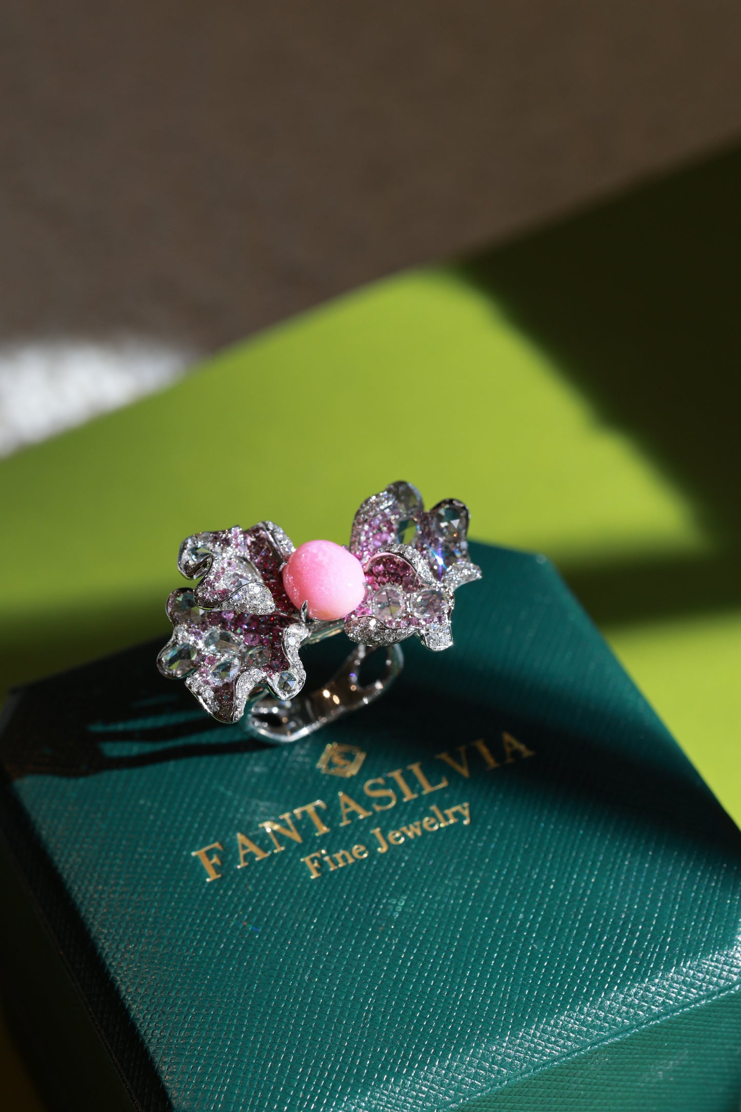 18K Enchanted Flutter Conch Pearl Ring