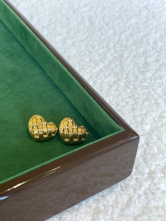 18K Gold Harmony Hearts Stud Earrings