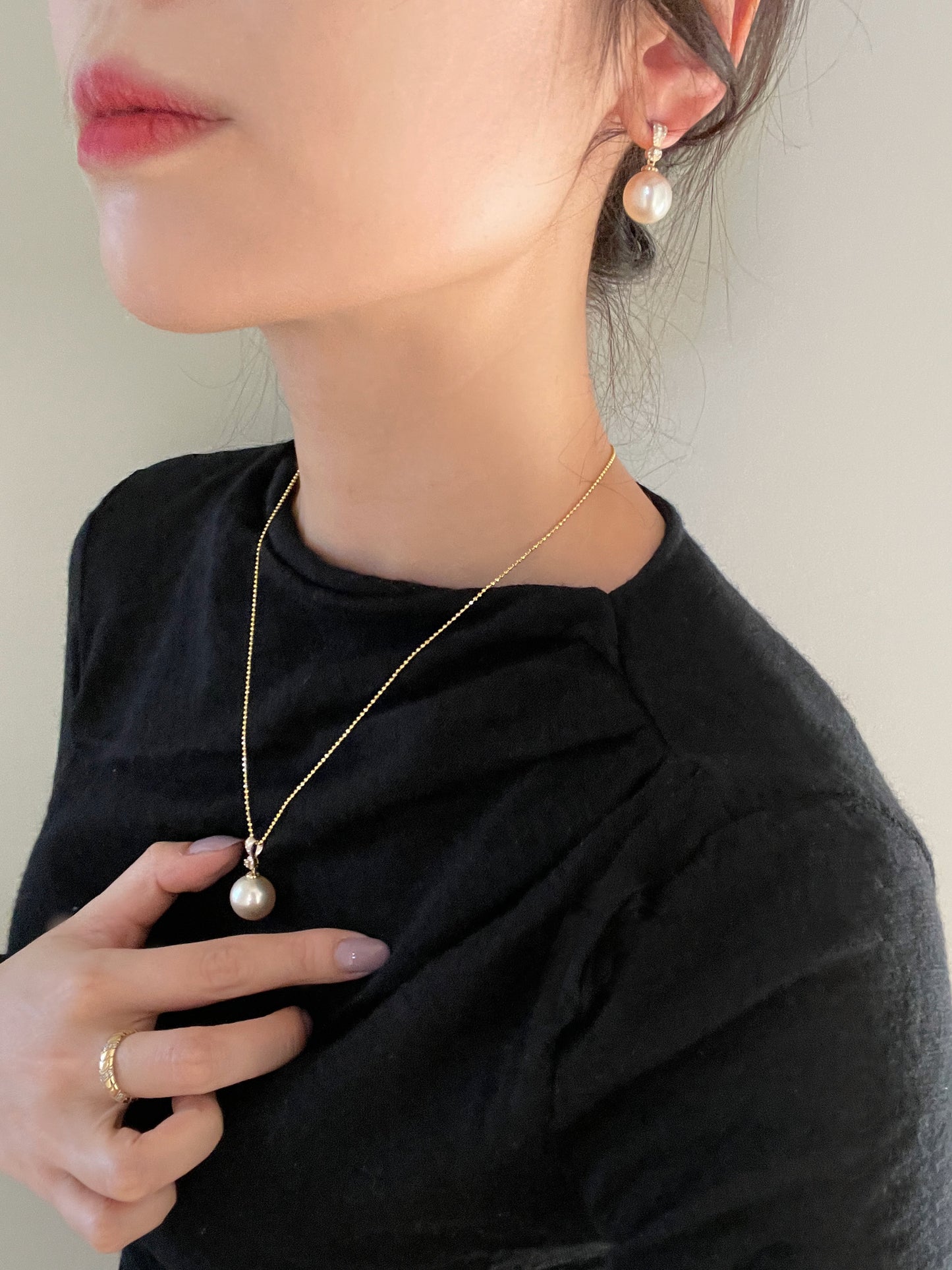 SOUTH SEA PEARL DROP EARRINGS