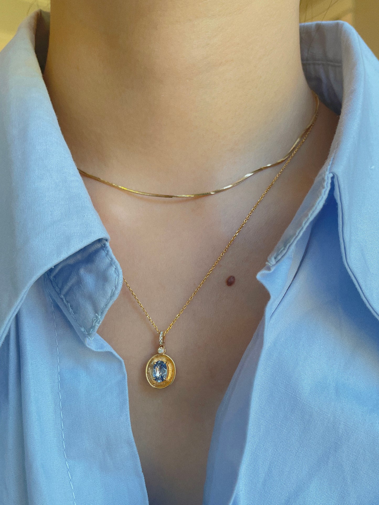 18K Lavender Sapphire Pendant