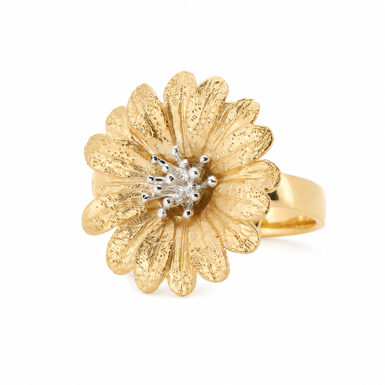 Italian handcrafted statement ring featuring a large 18K gold-plated textured daisy motif with rhodium-plated silver stamen accents on a smooth gold band.