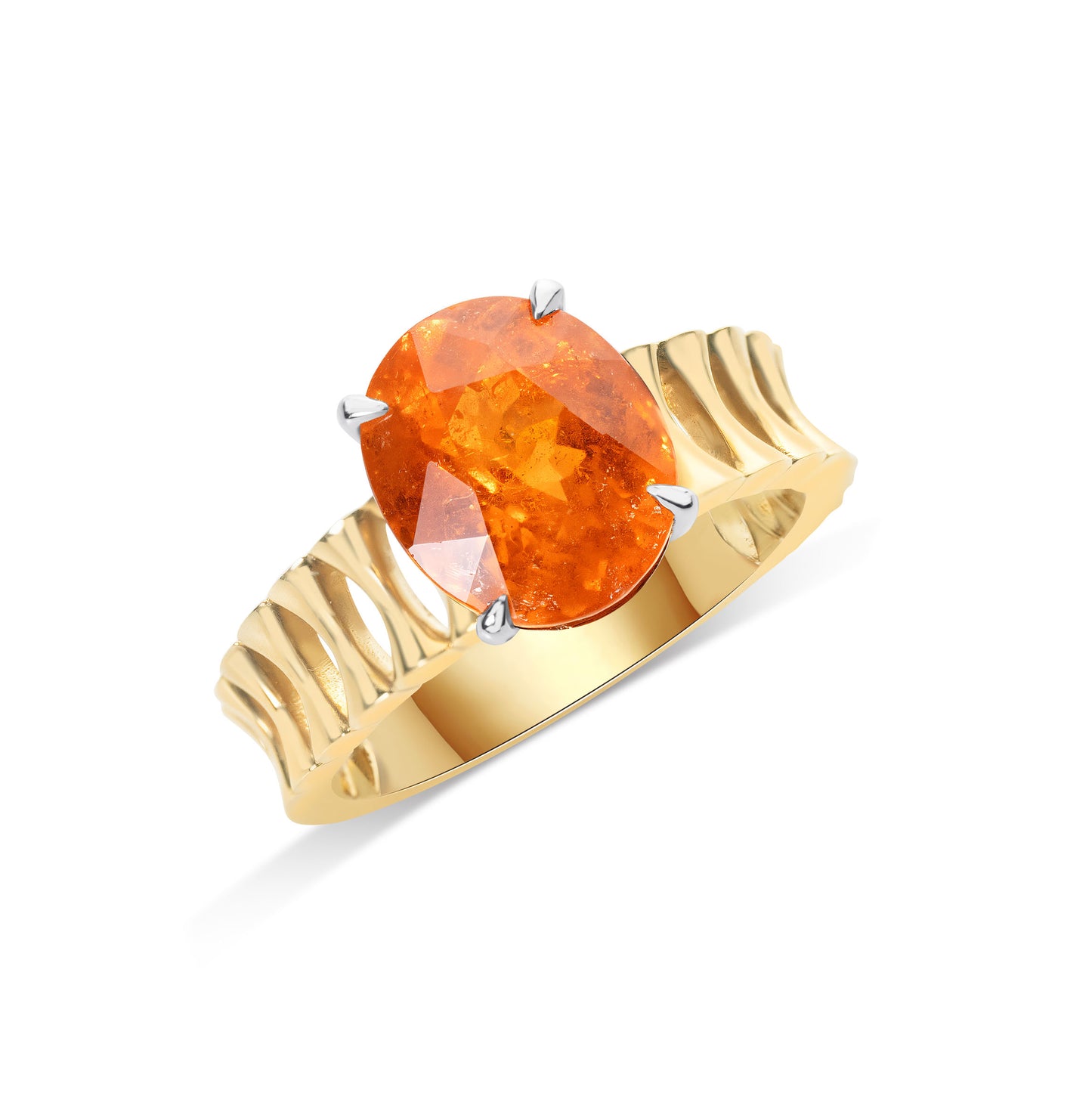 Natural fanta garnet solitaire ring in fine gold by Fantasilvia Fine Jewelry.
