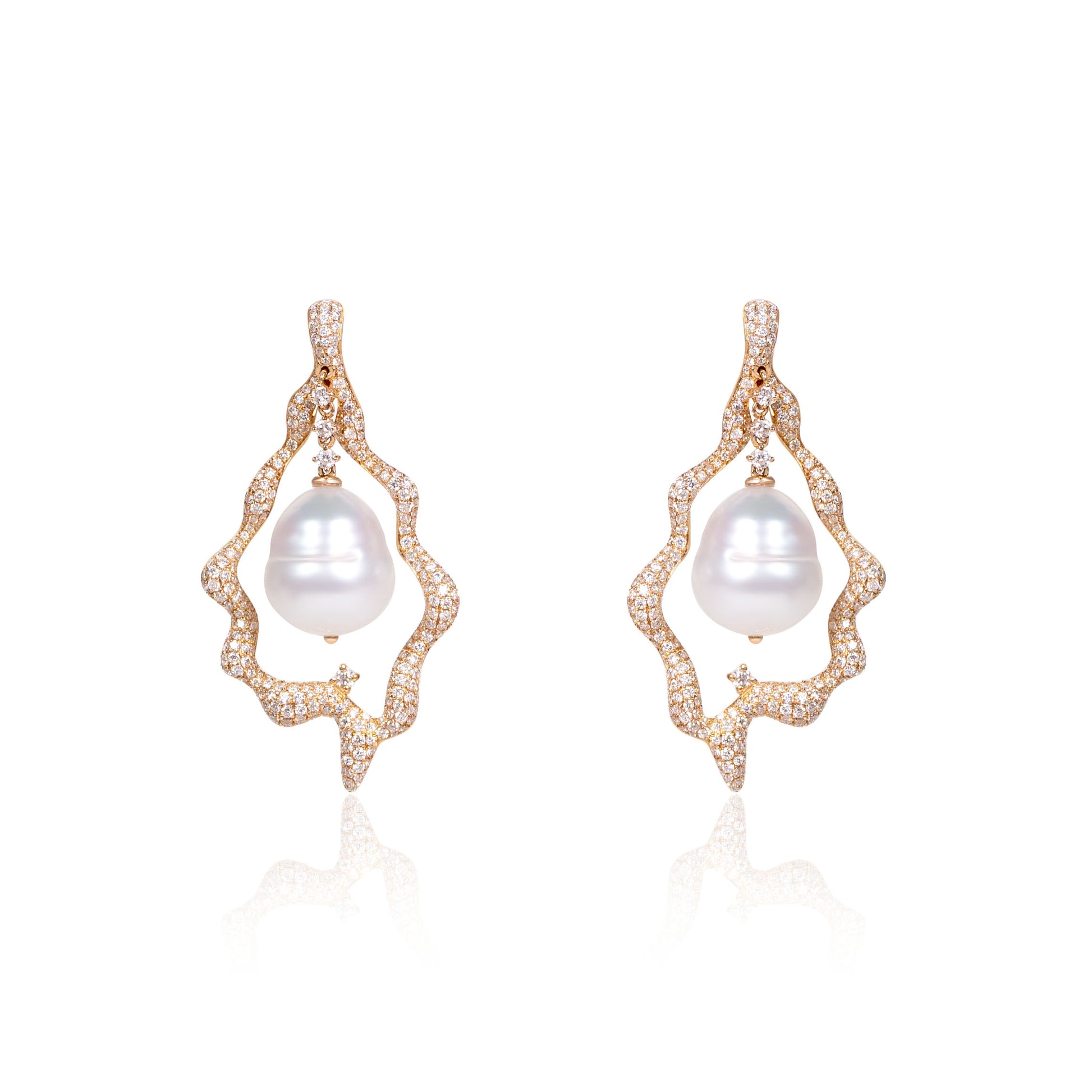 Diamond baroque drop earrings crafted in fine gold by Fantasilvia Fine Jewelry.

