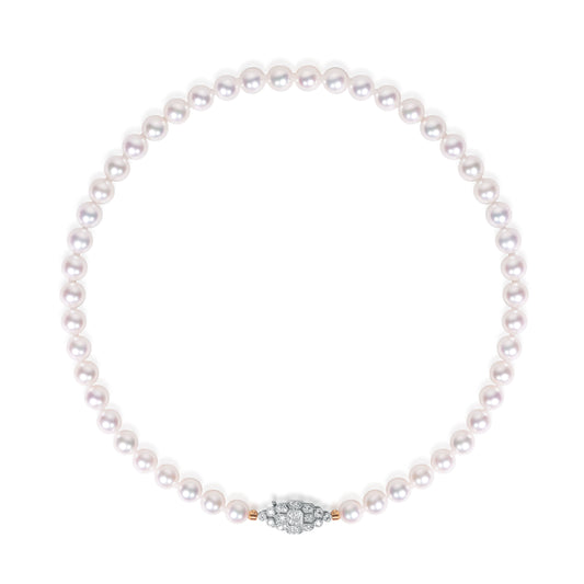 Natural Tennyo-grade Akoya pearl strand with exceptional aurora-like luster, crafted by Fantasilvia Fine Jewelry.
