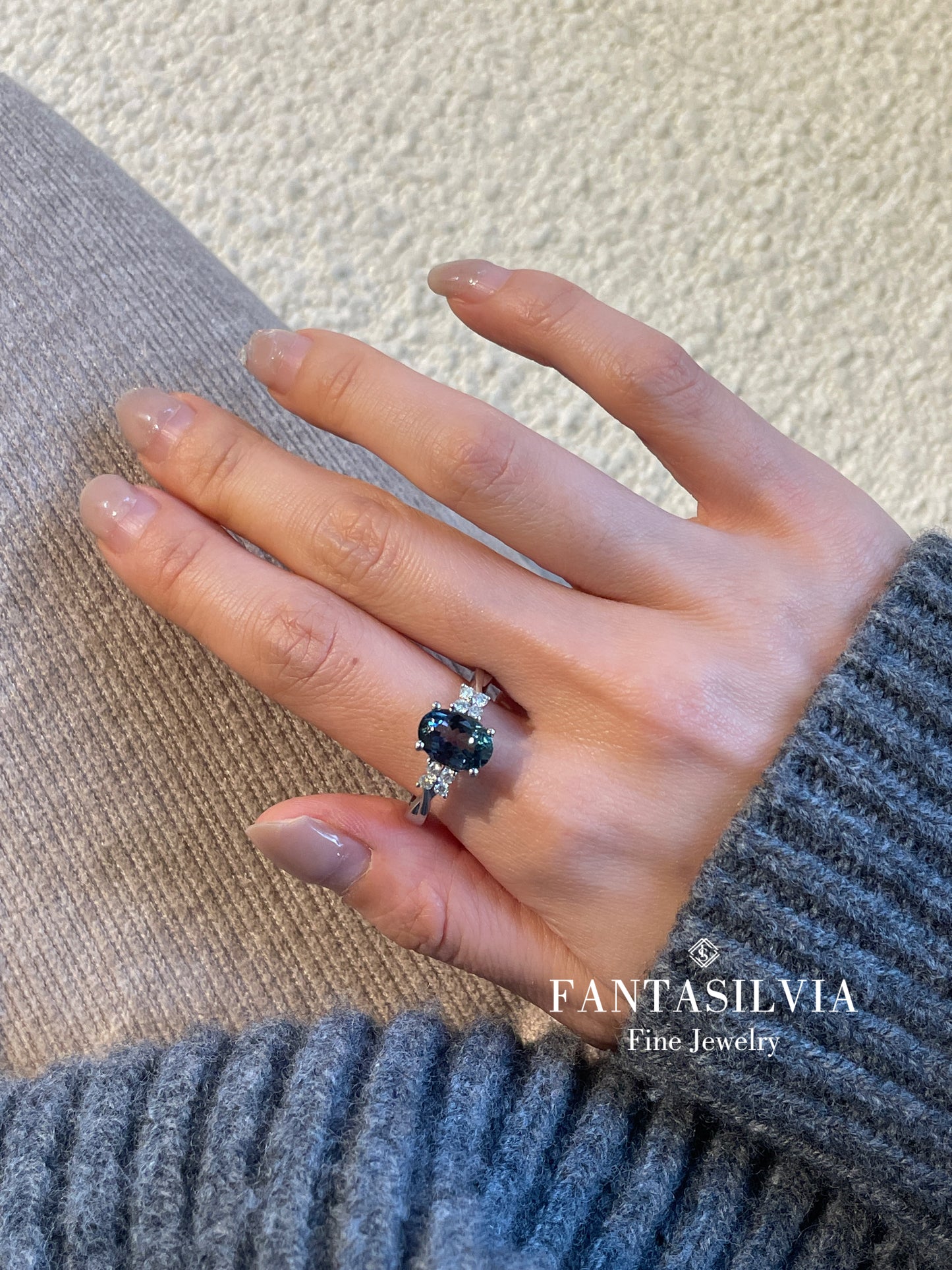 Oval Tanzanite & Diamond Ring Fantasilvia Jewelry