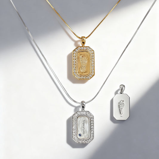 18K Tiny Steps Signet Pendant Fantasilvia Jewelry