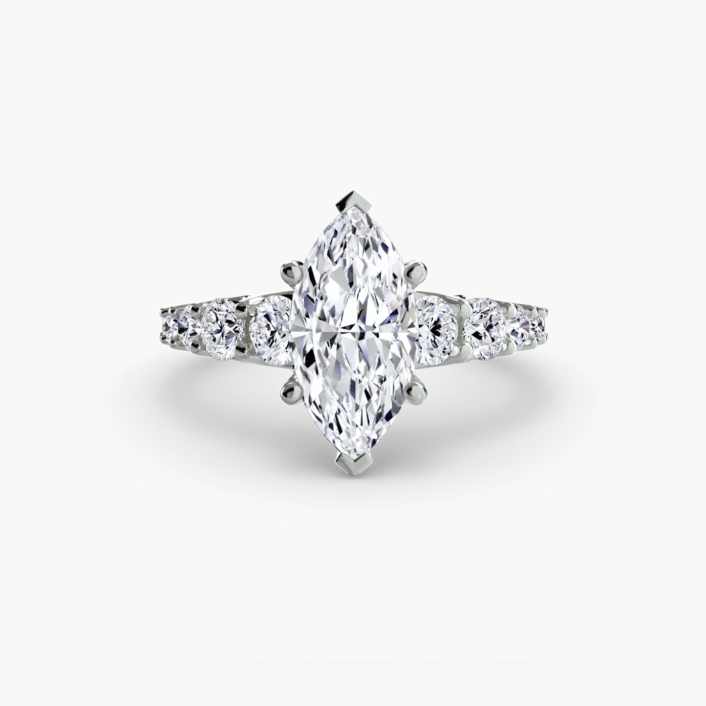 The Graduated Accent Ring Fantasilvia Jewelry