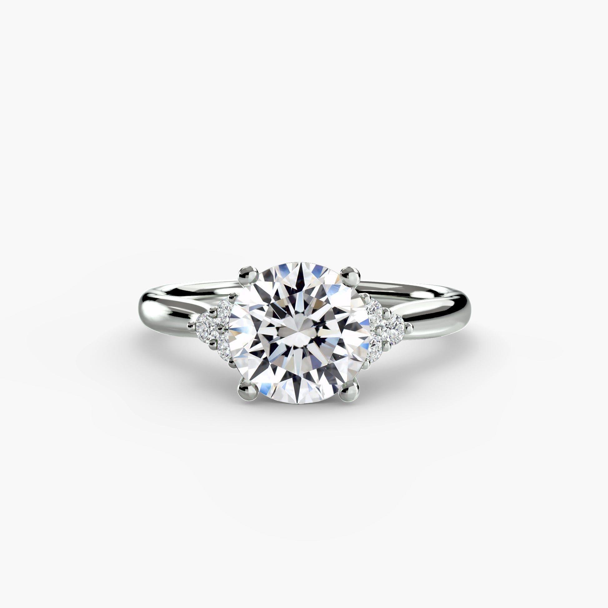Solitaire with Cluster Shoulders Fantasilvia Jewelry