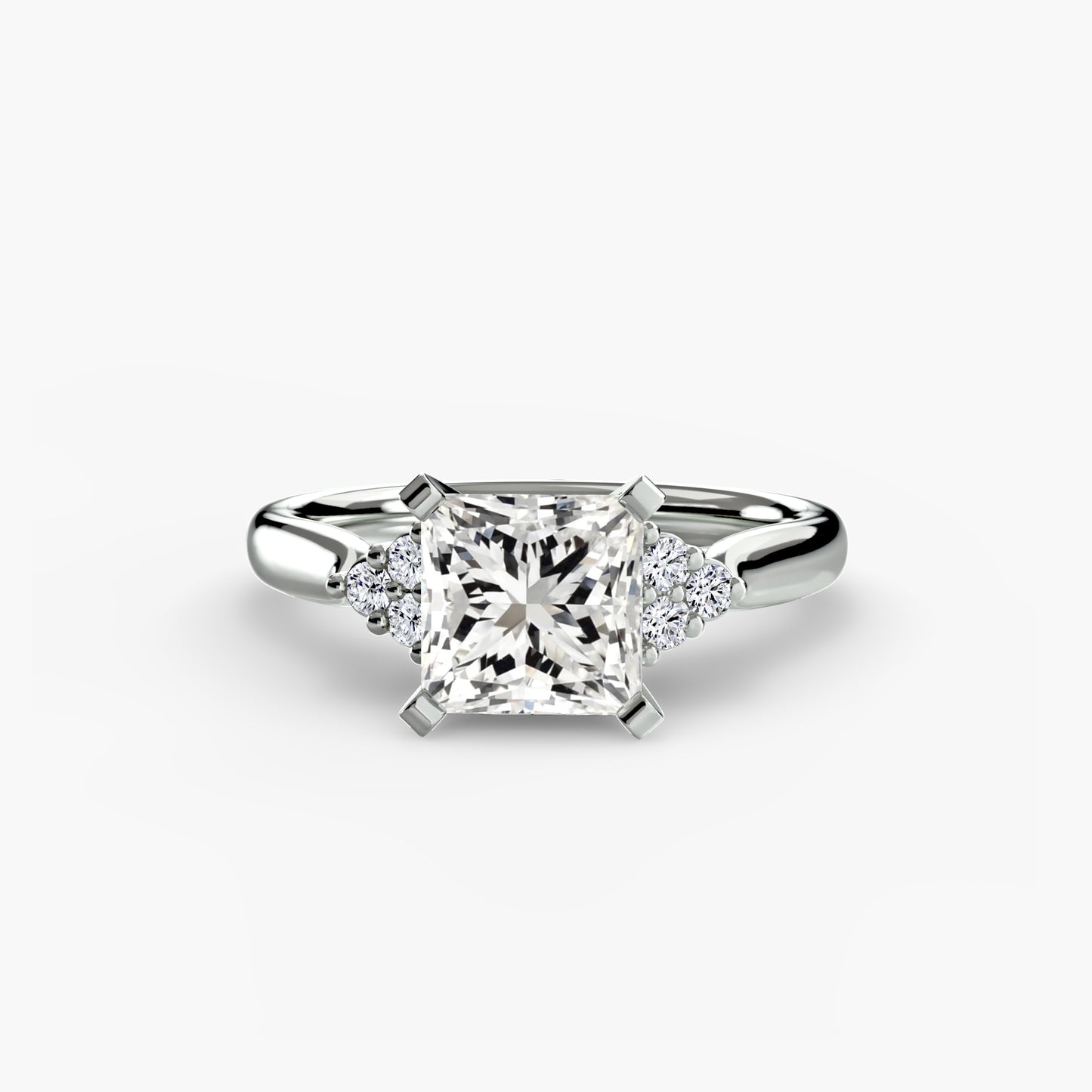 The Petite Cluster Solitaire