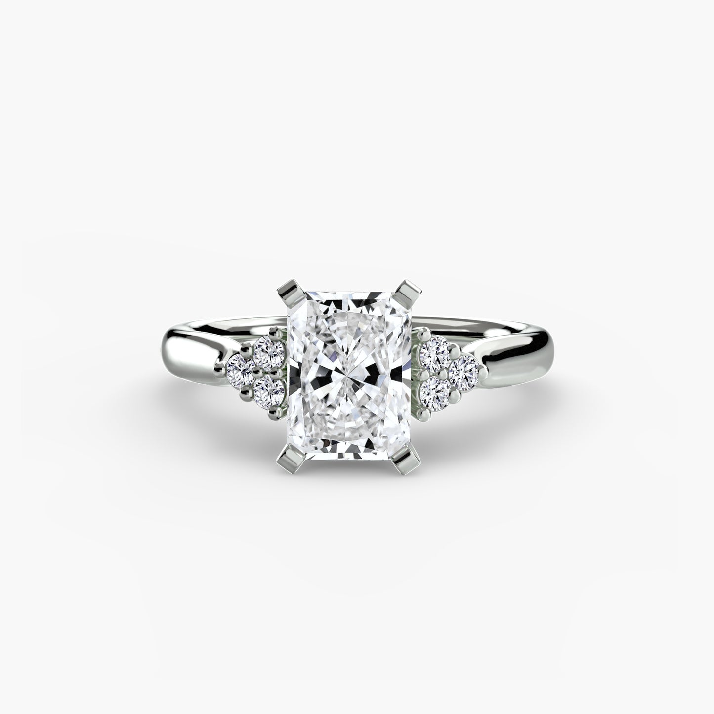 The Petite Cluster Solitaire