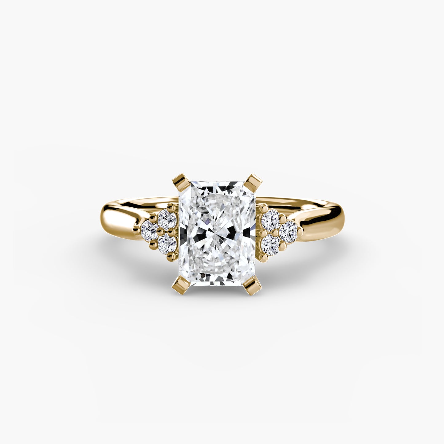 The Petite Cluster Solitaire