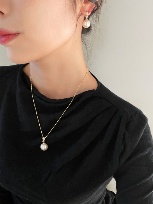 SOUTH SEA PEARL DROP EARRINGS